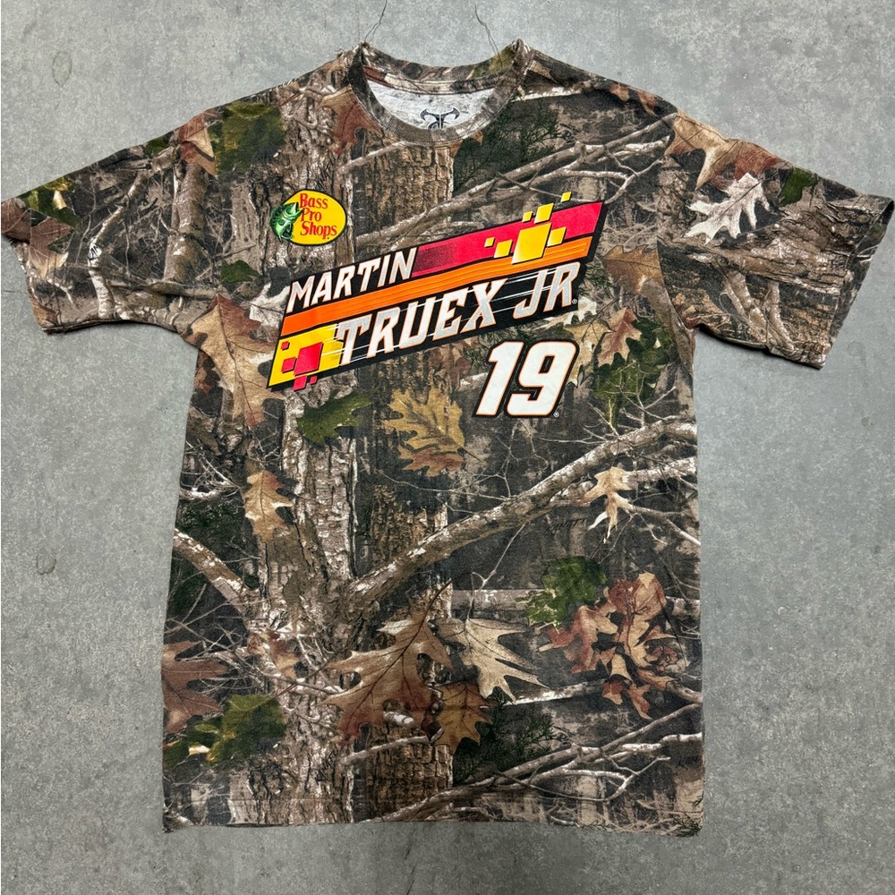 Martin Truex Jr Joe Gibbs Racing Team Collection Bass Pro Shops Kanati